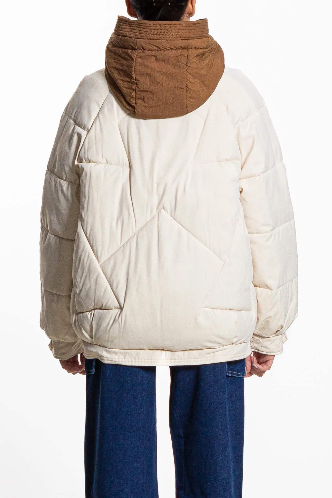 DETAILED PUFFER JACKET WITH HOOD