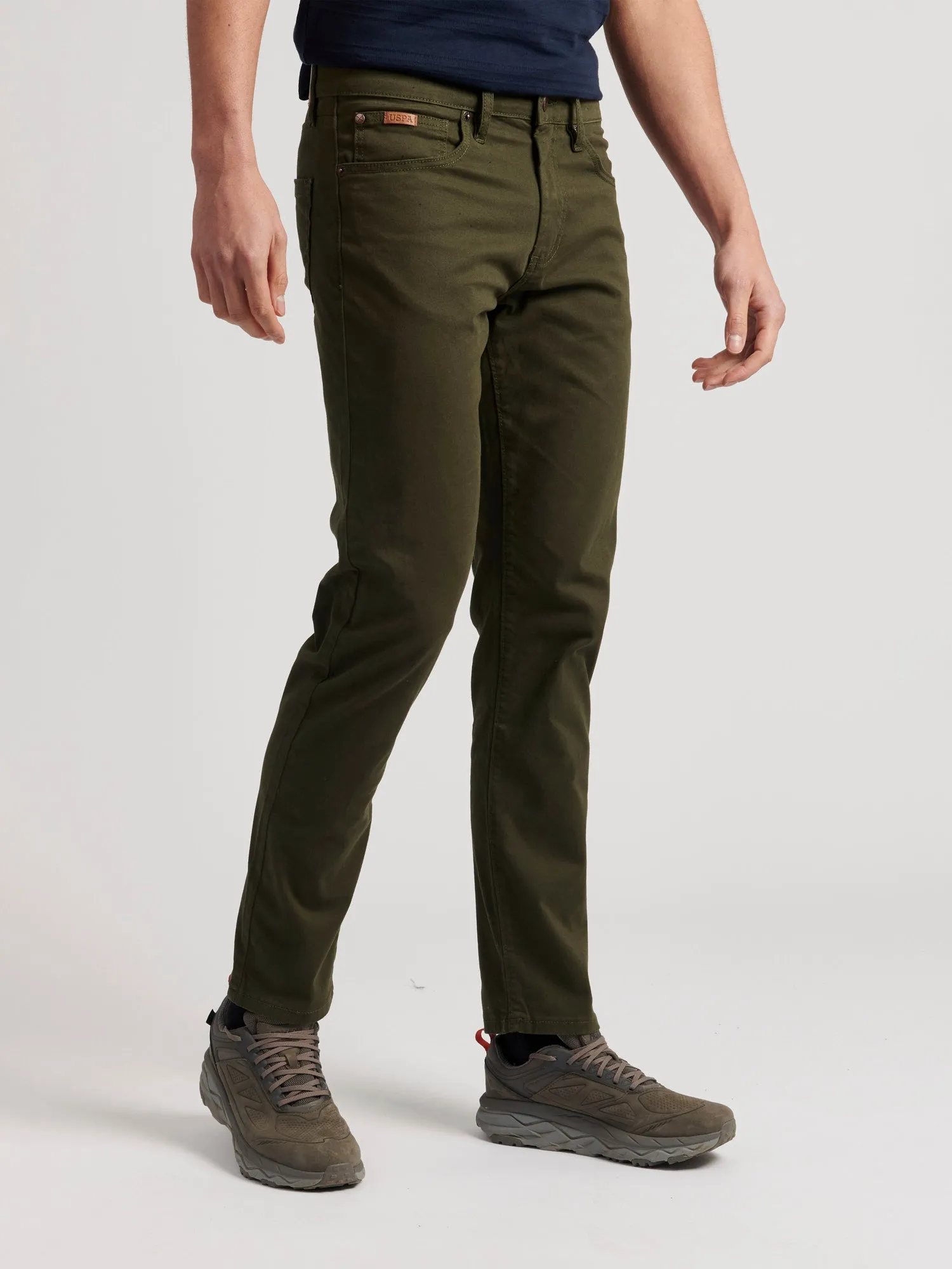 Mens Woven Trousers in Army Green