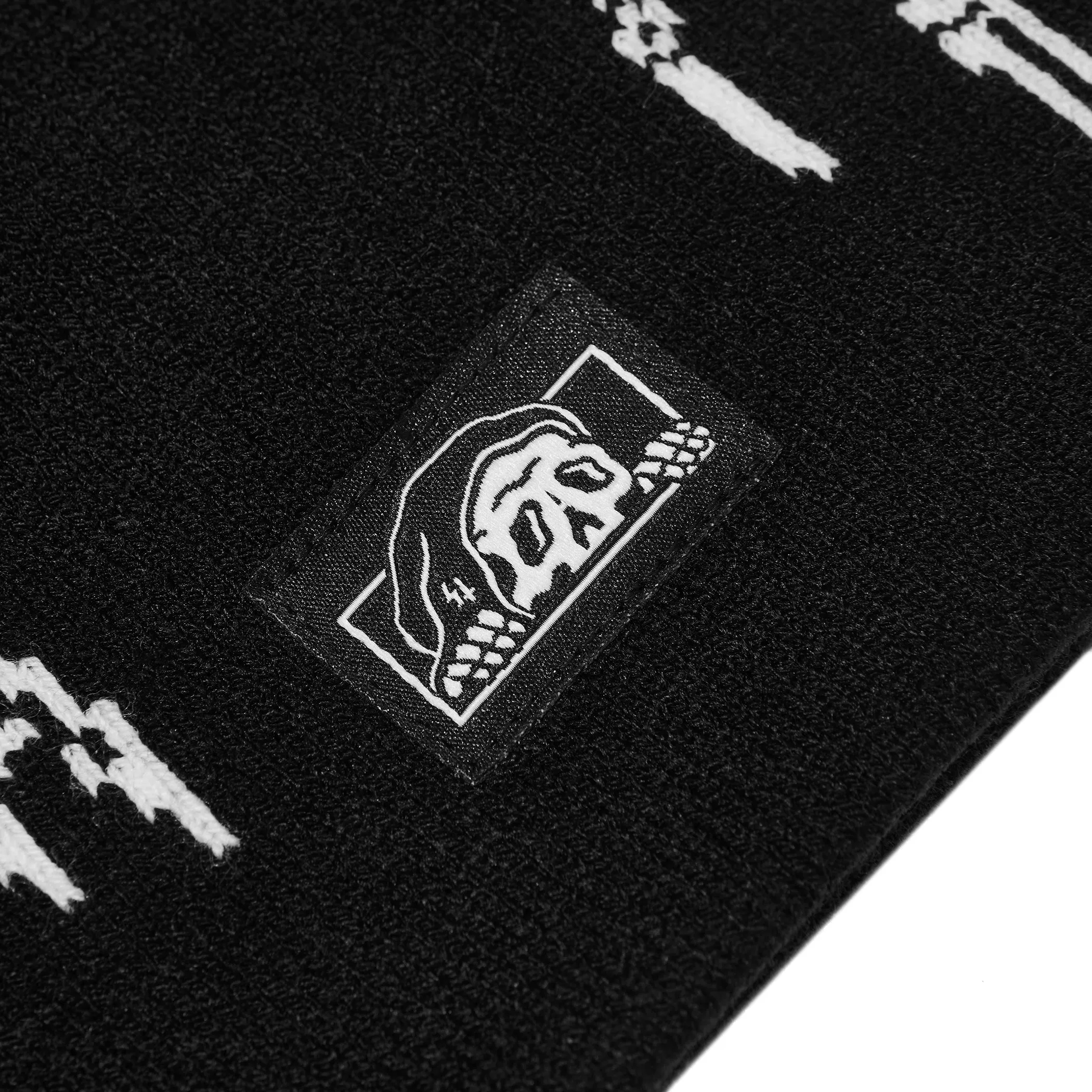 Nomad Skully Beanie - Black