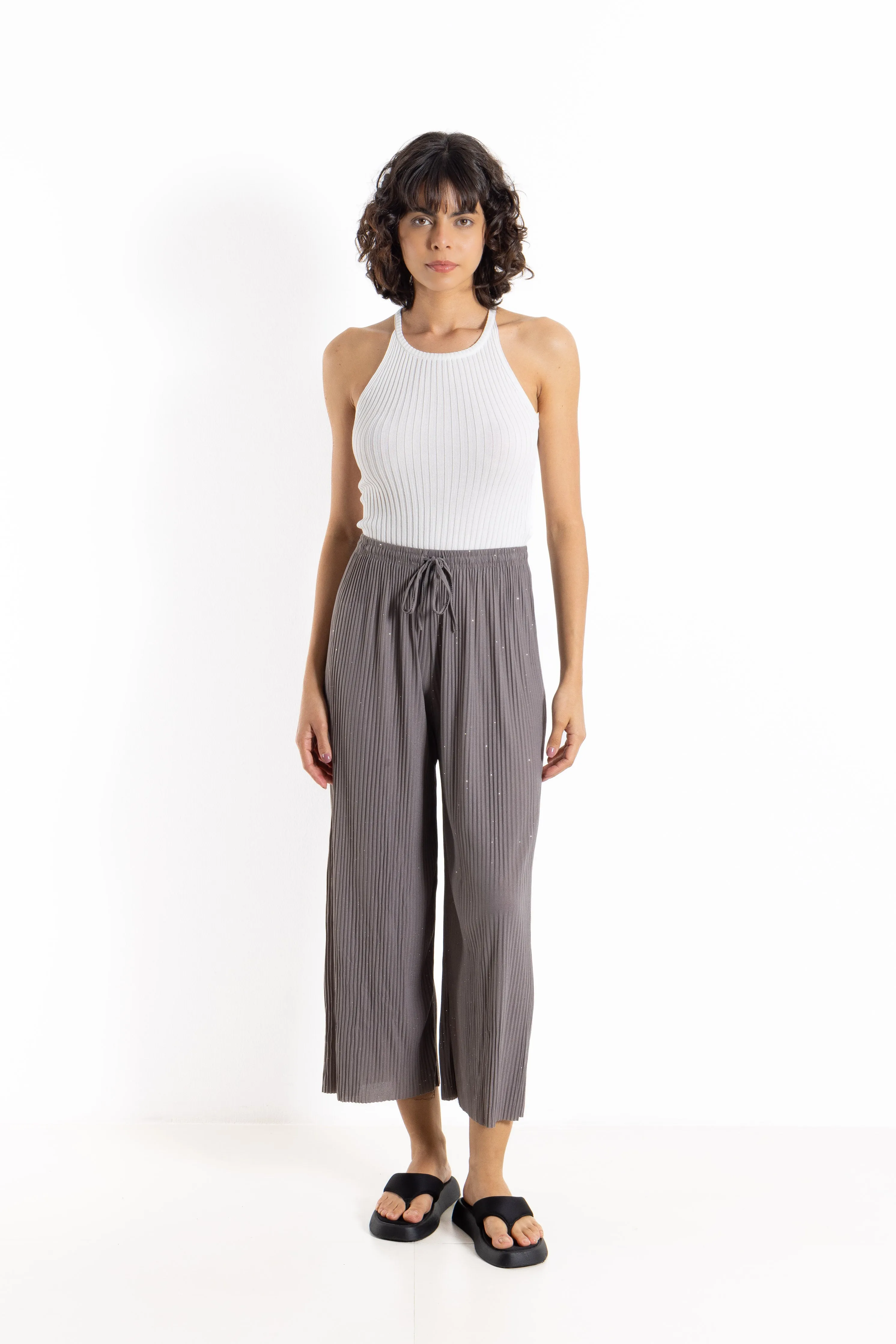 PLEATED CROPPED COMFORT TROUSERS