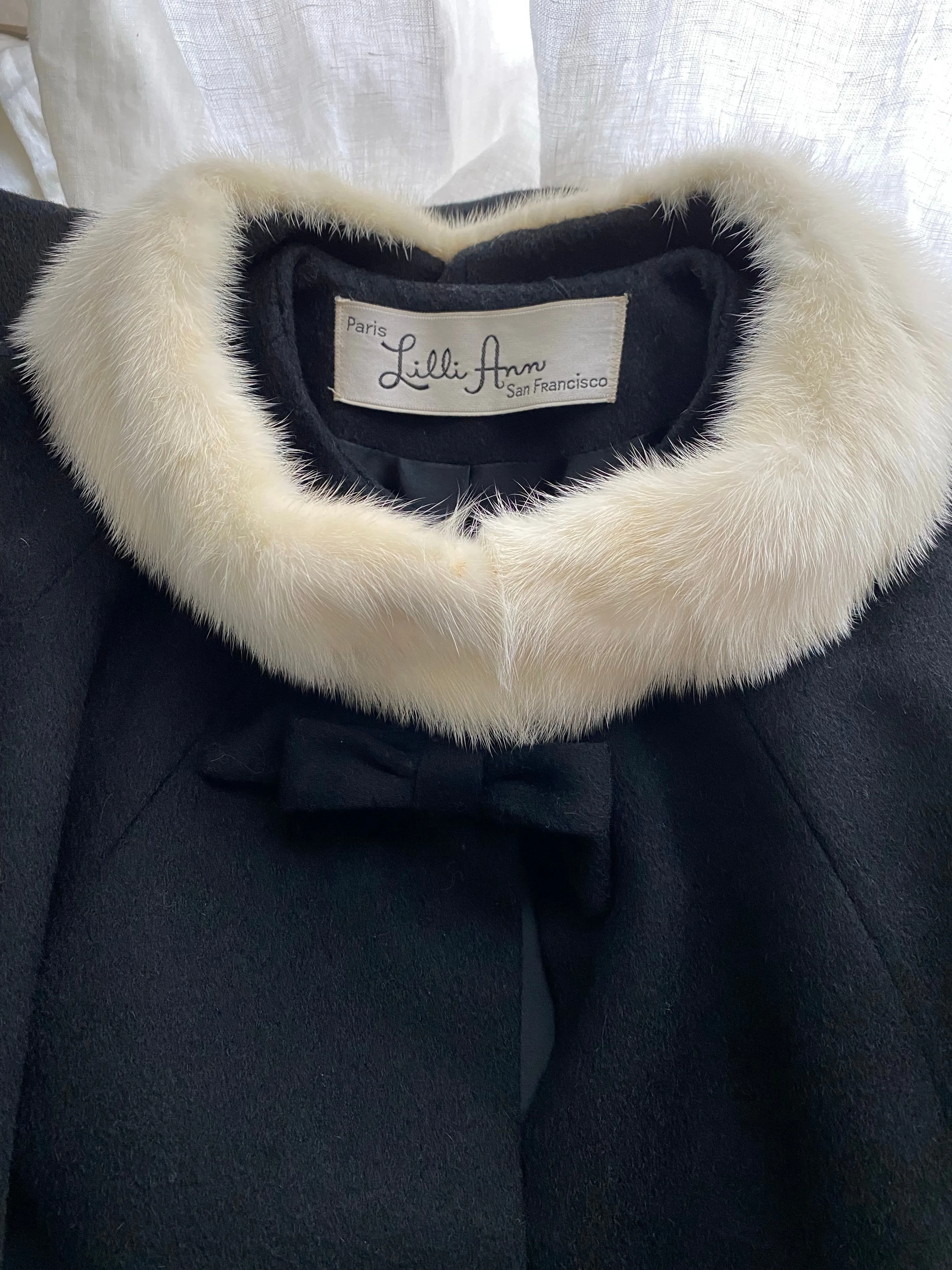 Vintage Tuxedo Cat Lilli Ann Black Wool Coat With Mink Collar and Bow / Medium