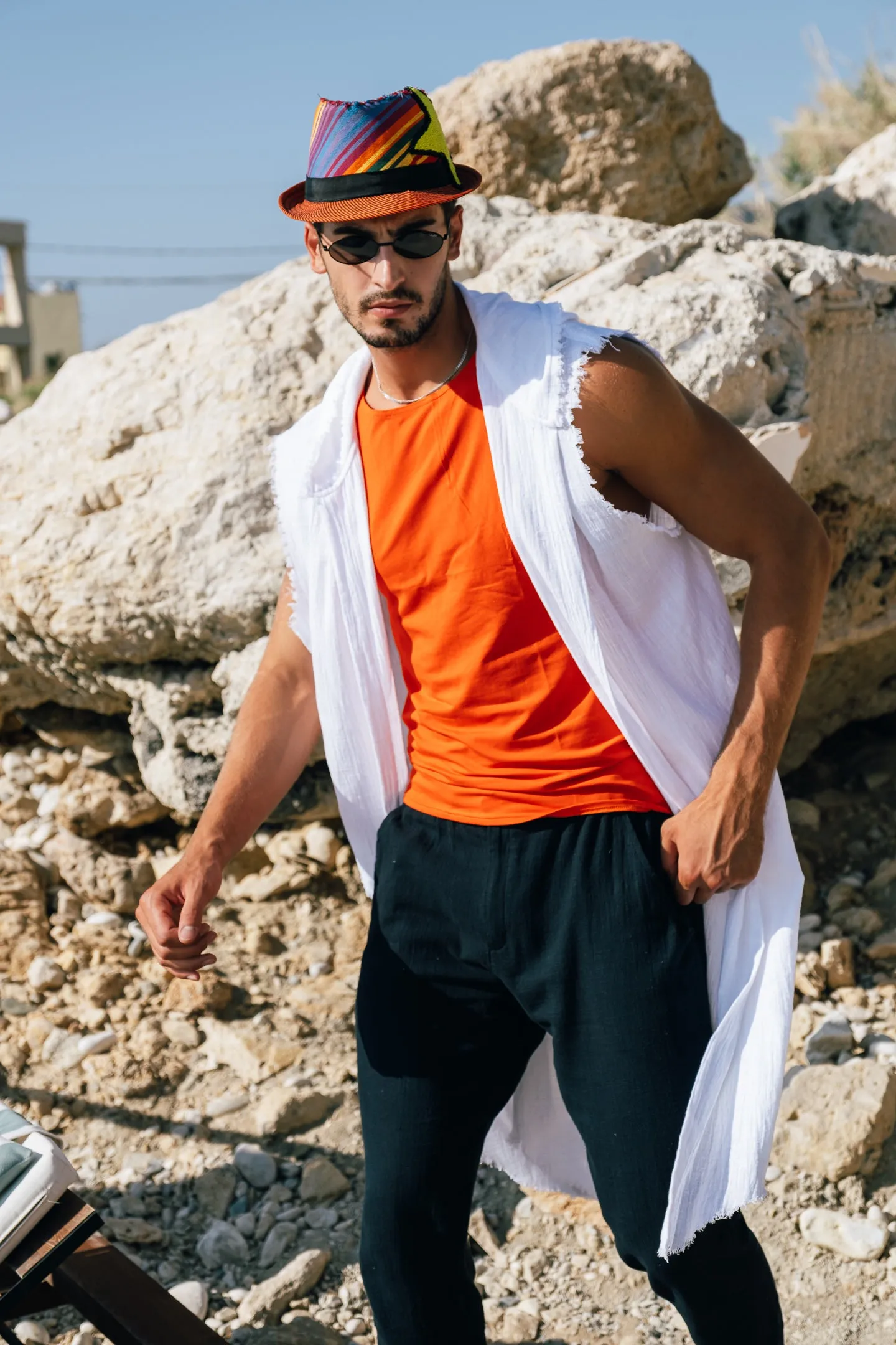 White Sleevless Hoodie SHOD013